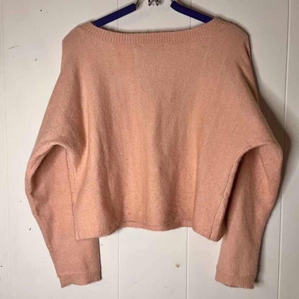 Lulu's Peach Wide Neck Sweater Size Medium - Picture 5 of 6